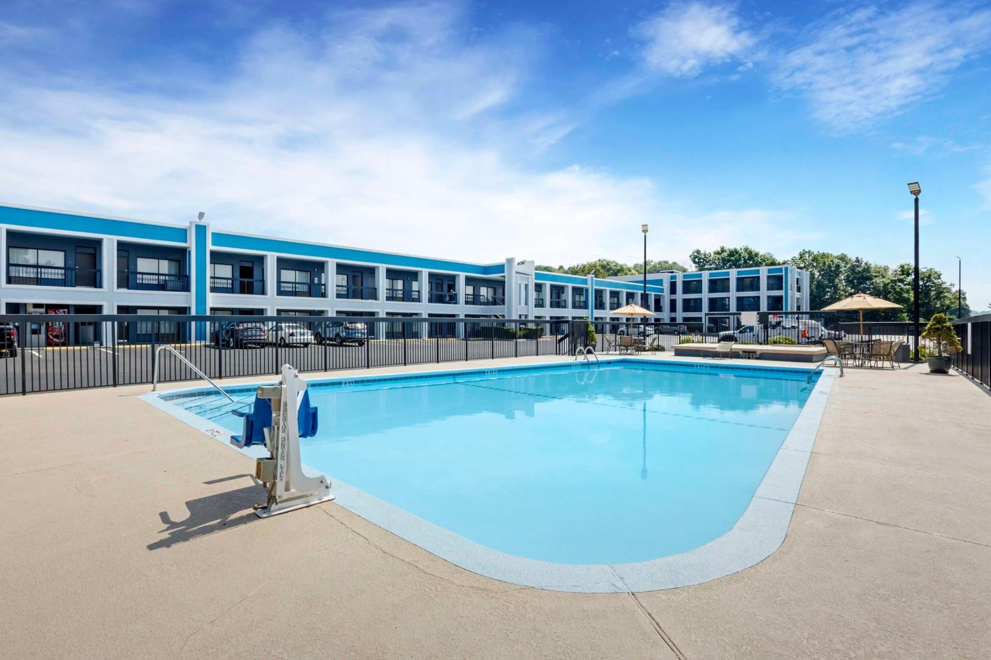 Best Western Thunderbird Motel Cookeville Exterior photo